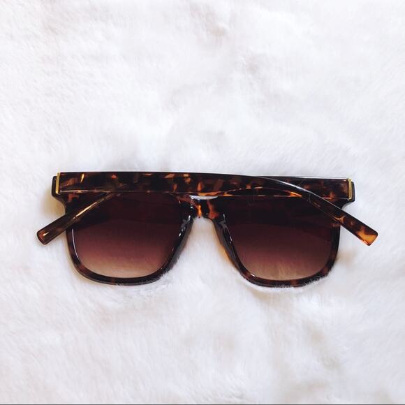 Jacob Tortoise Brown Classic Square Sunglasses - Picture 9 of 9